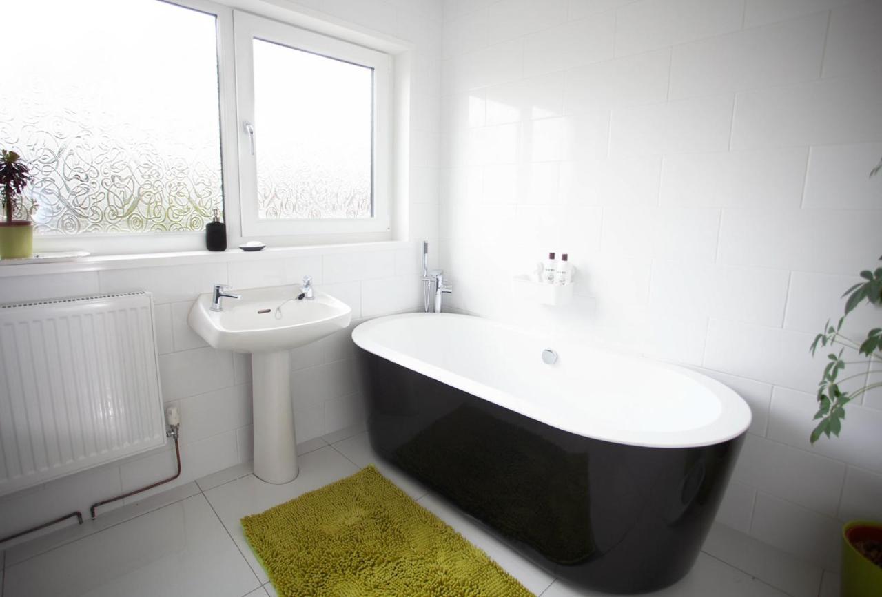 Quiet Residence Close To M6 Preston Samlesbury Екстер'єр фото